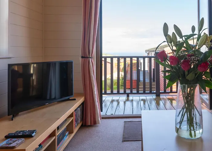 28 Ocean Terrace Lodge - 3 Bed-Sleeps 6-Tjs28Ot